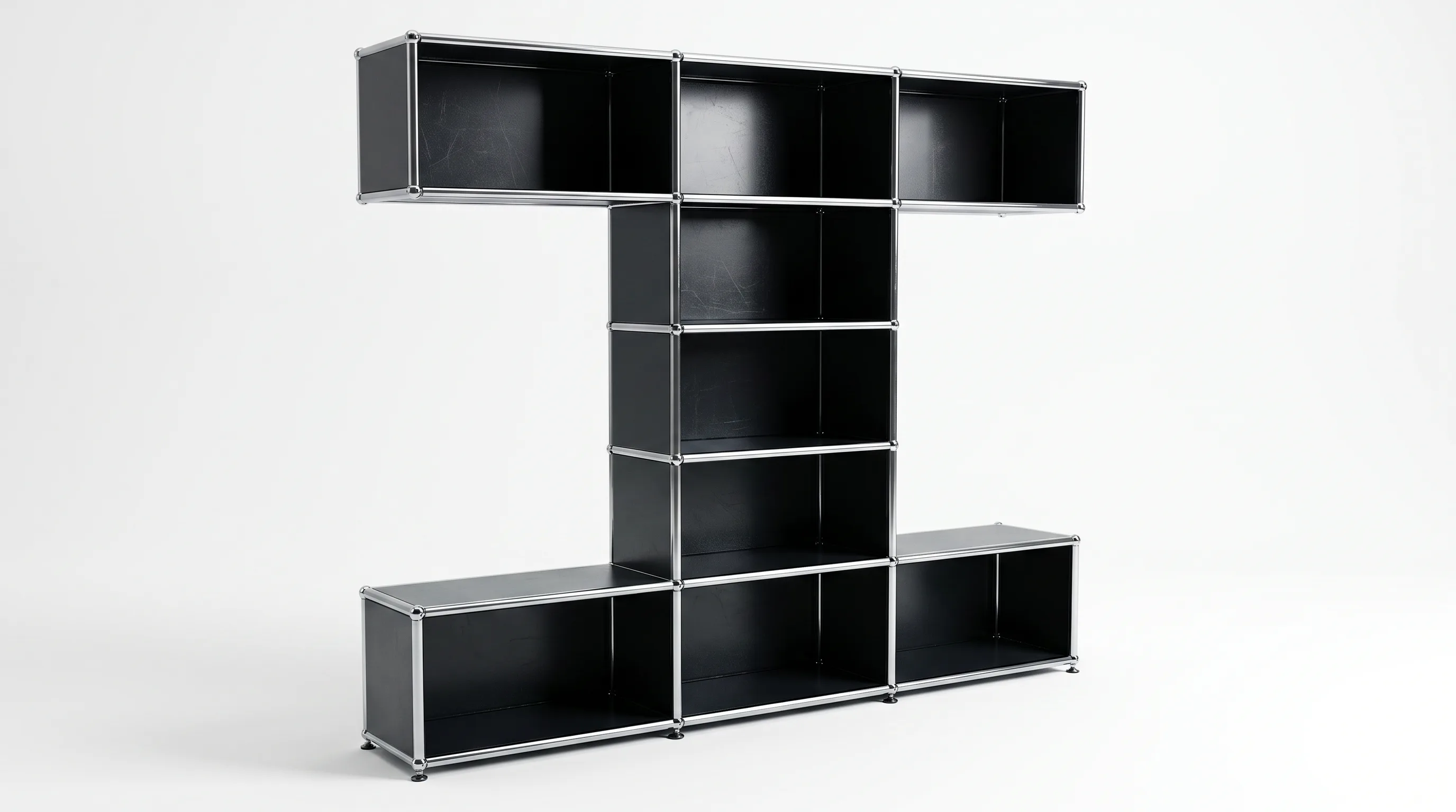 Individuell konfiguriertes USM Haller Möbel in Graphitschwarz (RAL 9011), ca. 93 kg – fotorealistische Vorschau